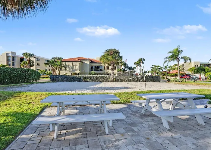 Land'S End 11-203 Beach Front - Premier