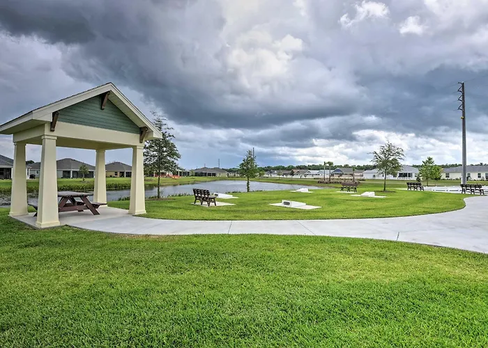 The Villages 2Br Vacation Home, Lanai & Golf Cart