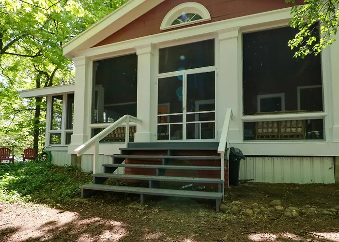 Island Cottage On Evans Lake: Boat Rental Required