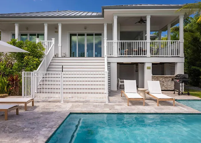 Springtide House -Dock & Home W Pool