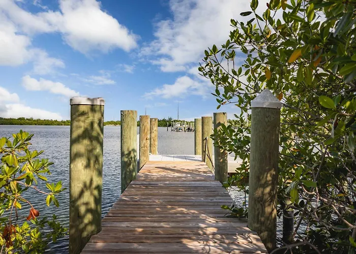 Mirador House -Pool & Dock!