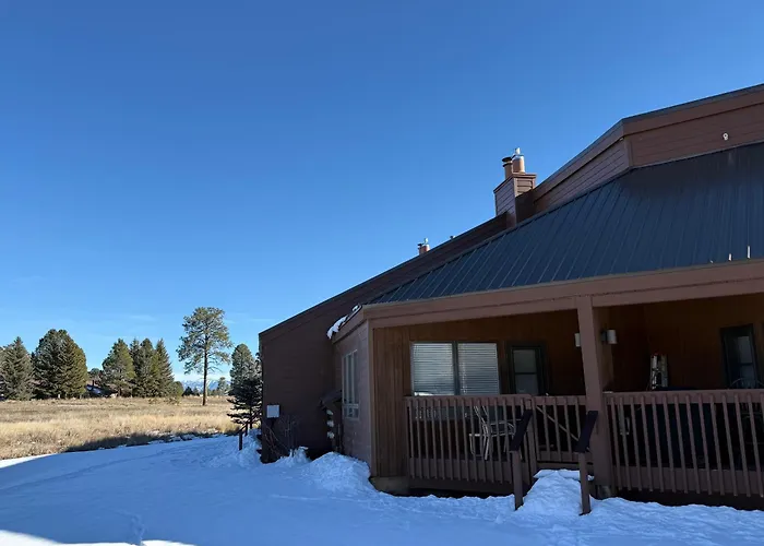 Talisman Amazing Views Walk To Uptown Sleeps 4