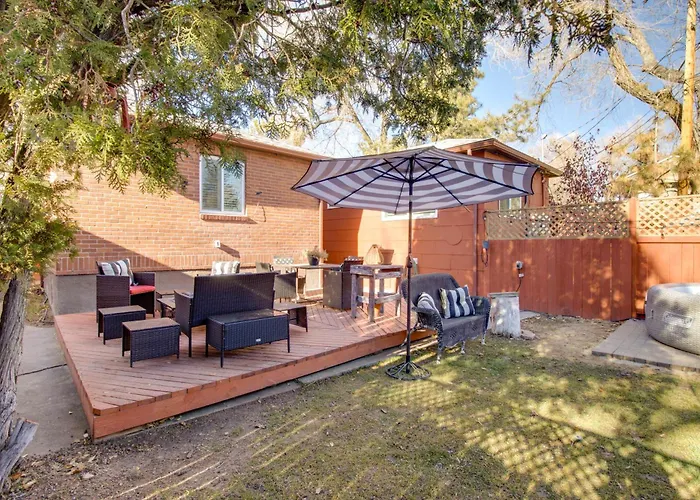 Hot Tub + Walk To Midtown! Reno Retreat