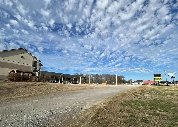 Hiway Inn Express Kiowa Hwy 69