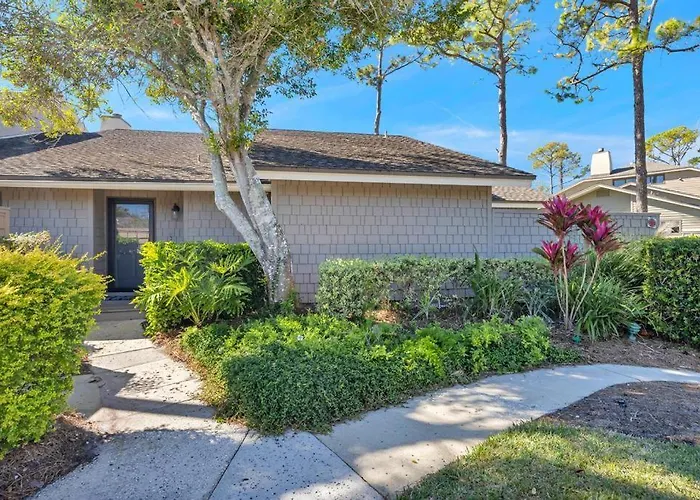 Beach-2-Green - 3Br Condo W Golf Views & Pool