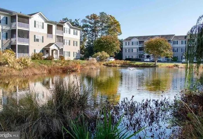 Beach Perfect Getaway 2 Bedroom Apartment