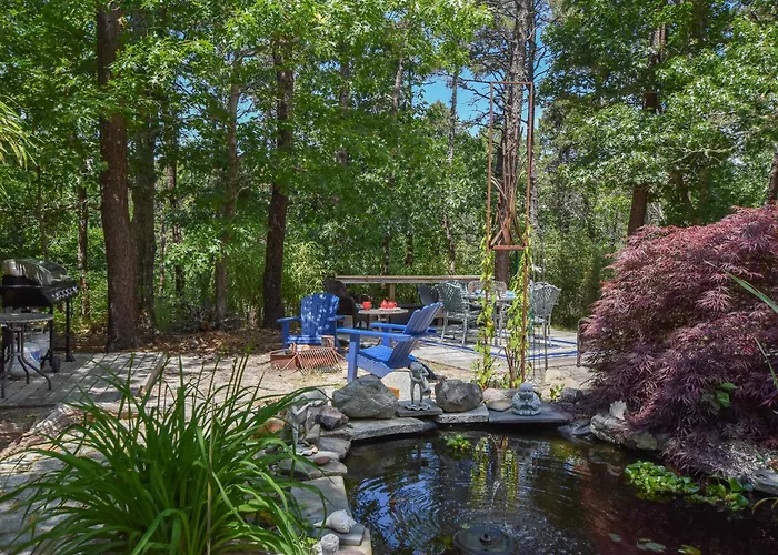 5 Min To Beach Yard W Fire Pit