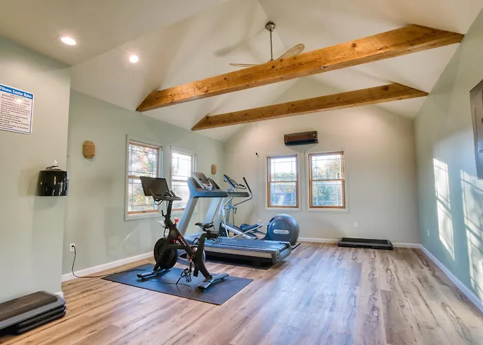 The Haues Windham - Spacious Suites, Gym, Mountain Views!