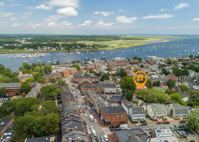 Heart Of Downtown Newburyport Urban Loft Living