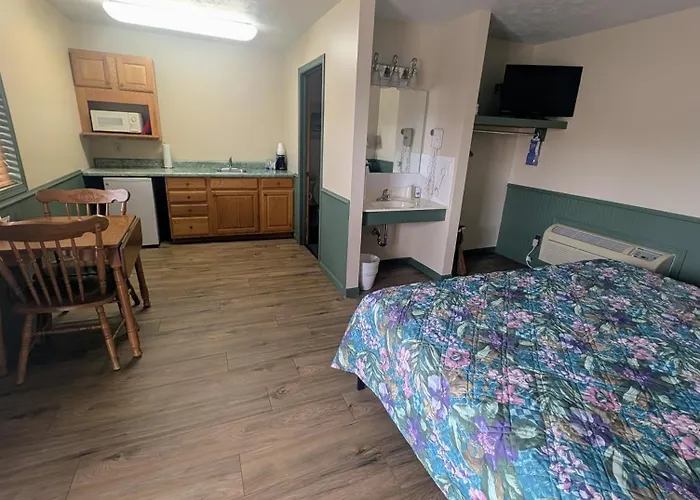 Auburn Inn Motel