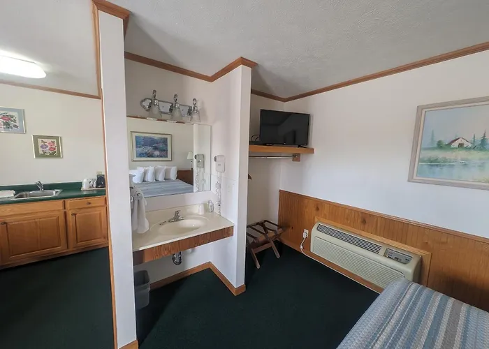 Auburn Inn Motel