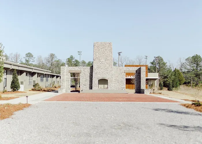 The Tangerine Motel