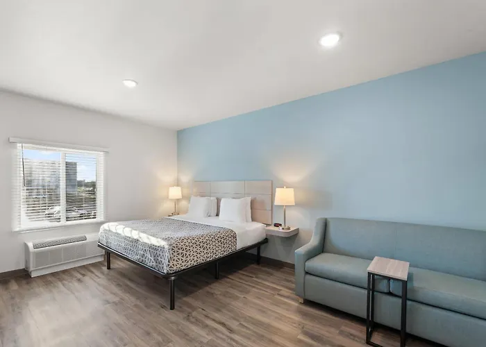 Woodspring Suites Jackson Pearl I-20