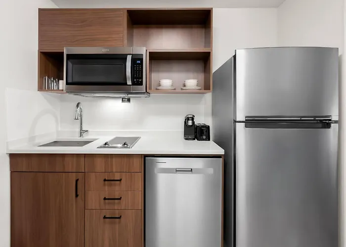 Everhome Suites Portsmouth - Newington By Choice Hotels
