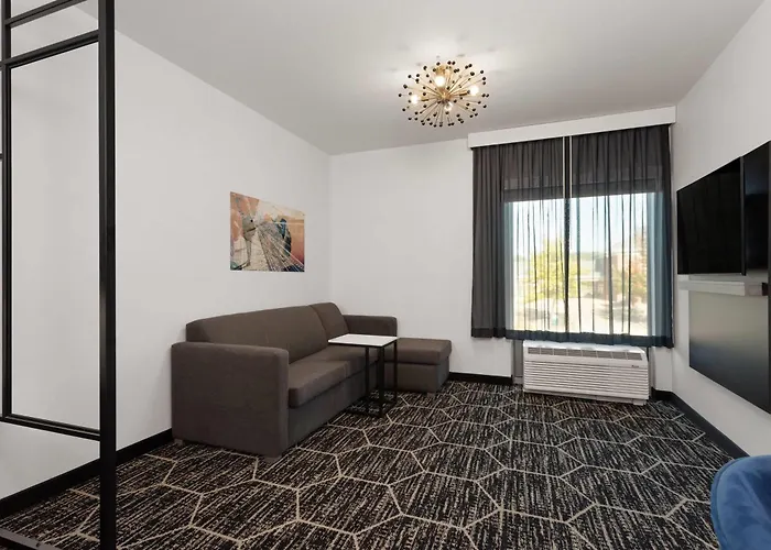 La Quinta Inn & Suites By Wyndham Olive Branch
