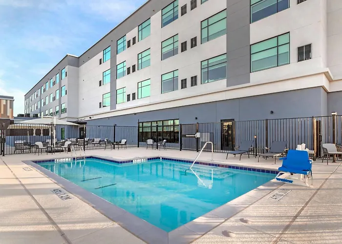 Cambria Hotel Northlake Conference Center - Roanoke