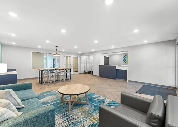 Woodspring Suites Wilmington Riverfront