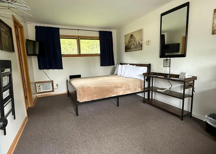 Riverview Lodge