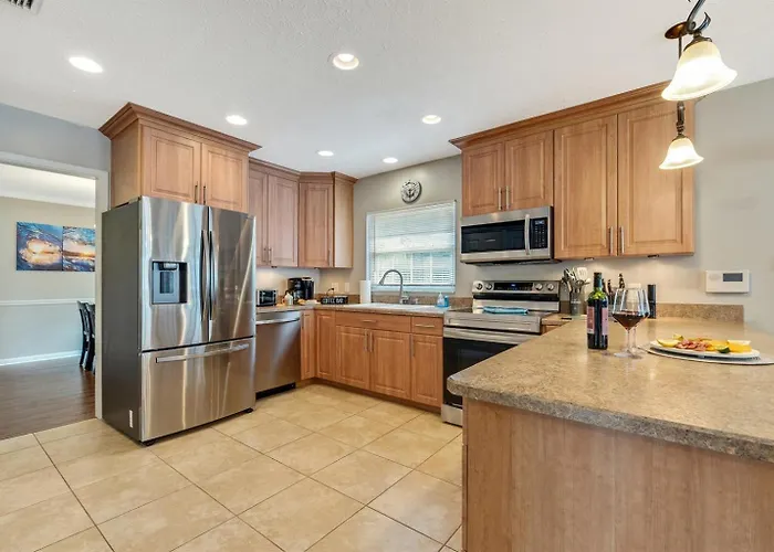 Exquisite Retreat With Heated Pool For 14 Guests, Pool Table Paradise!