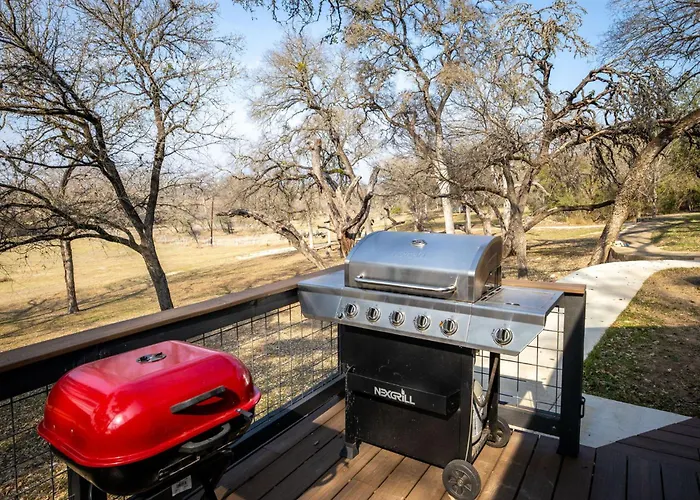 River Access Fire Pit Bbq Sleeps Sleeps 17
