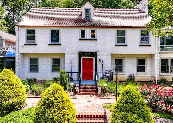 8 Bedroom | Hot Tub | Asheville | Biltmore Lake