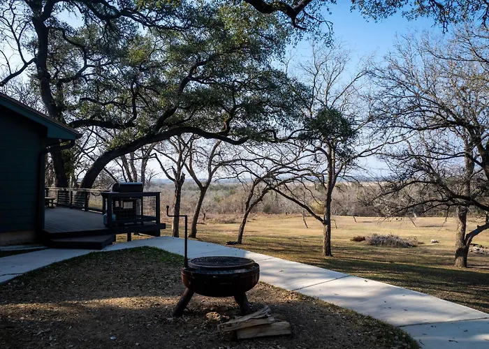 River Access Pet Friendly Fishing Bbq Sleeps 5