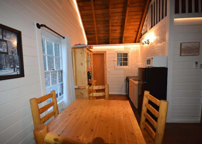 High Top Cabin At Cabin Fever In Nc