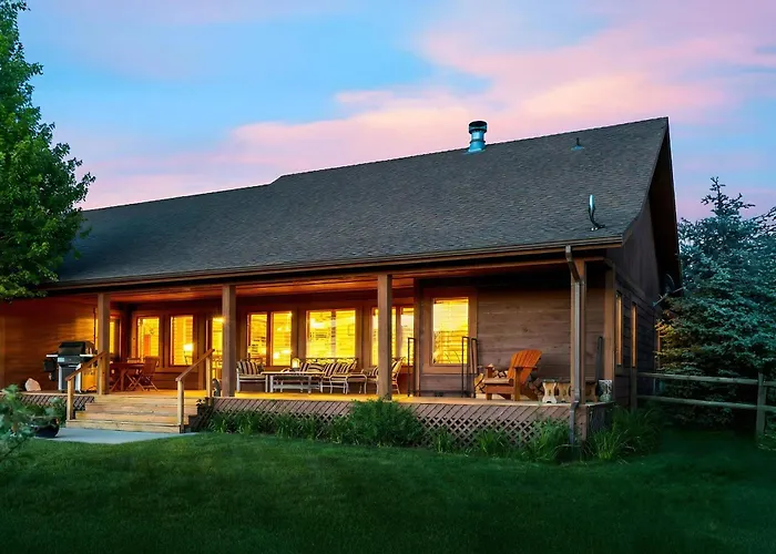 Upscale Hot Tub Wildlife Views