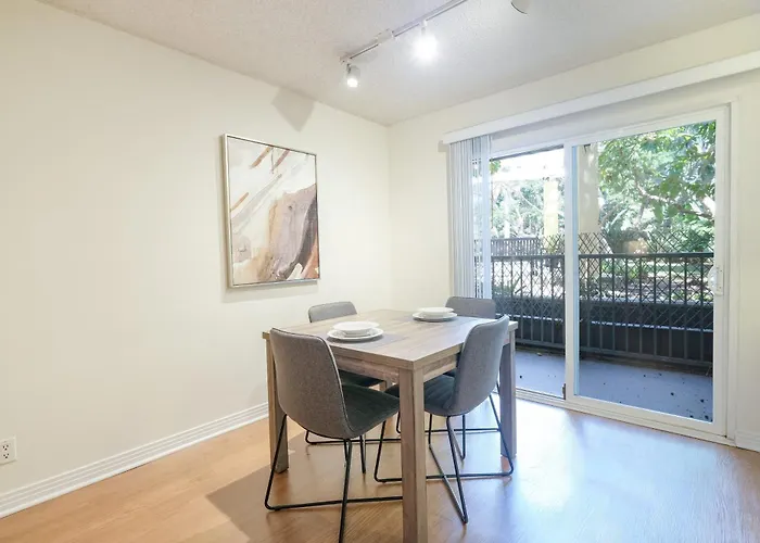Central Marina Del Rey Apartments