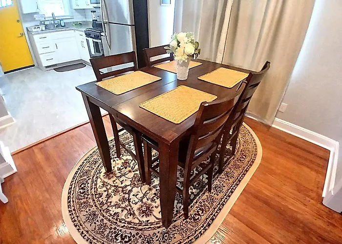 Tidy Private Room In Washington Dc