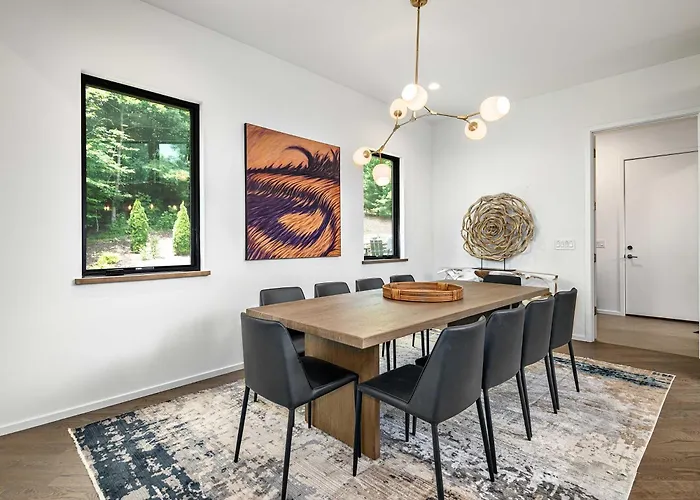 Luxe 5Br With Home Theater, Pool Table And Firepit
