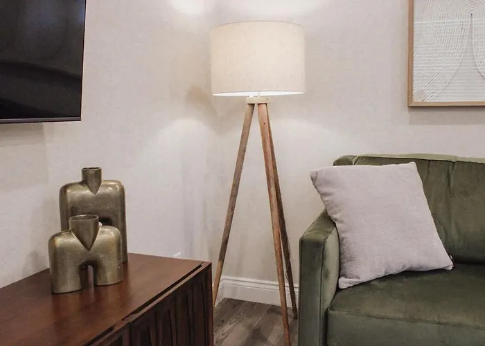 Chic Townhome Near La Tech