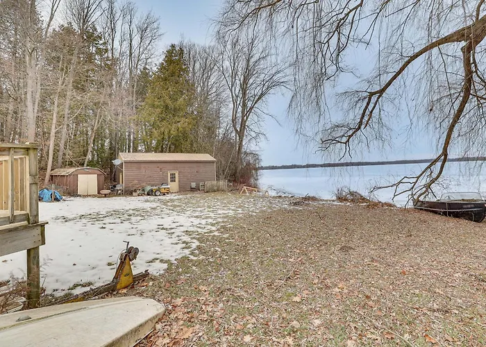 Lakefront Escape: Waterfront Lake Champlain Home