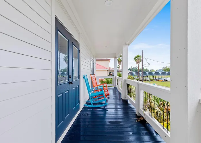 Bring Your Boat! Lake Charles Home W/ Dock & Lift