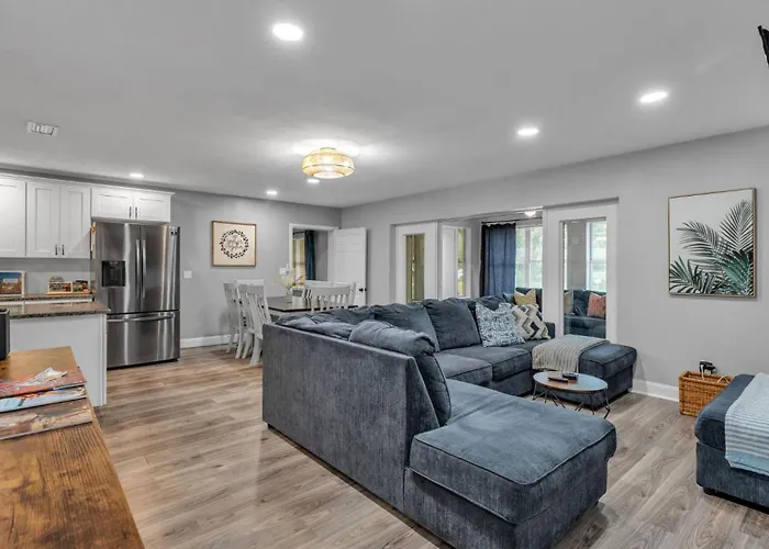 Large Family Home, Legoland, Pet Friendly, 7 Beds