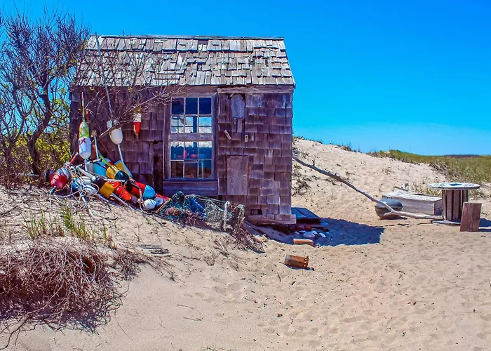 Architectural Modern Home 5 Mins To Beach