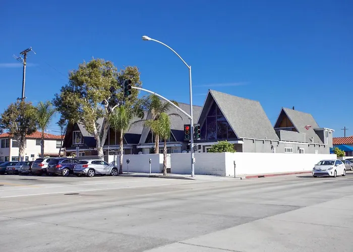Retro A-Frame Studio W Loft And Sun Deck, Steps From Sand By Beachview Rentals