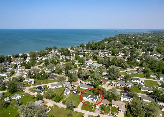 Family Fun: Comfy Home, 10 Min To Cedar Point Fun!