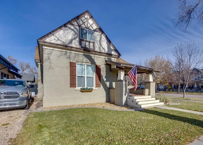 Walk To Dtwn: Colorful Canon City Home W/ Grill!