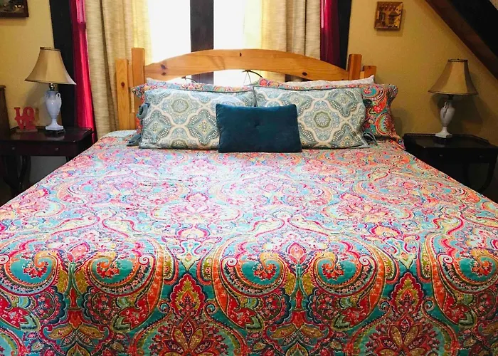 Rustic Bluebonnet Cabin With View By Hidden Fall Park
