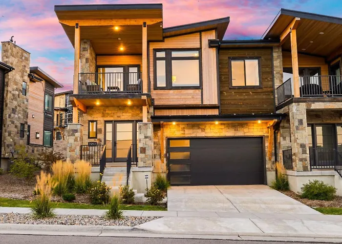 Deer Valley East Retreat By Avantstay