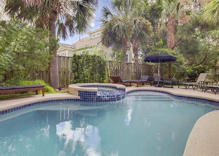 2701 Palm Boulevard By Avantstay