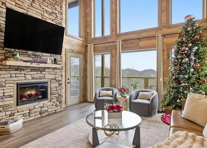 Golden Oaks Cabin Home
