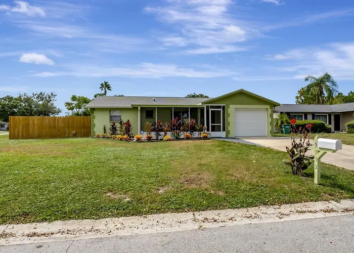 3Br Oasis Sleeps 10 Heated Pool Ping Pong!