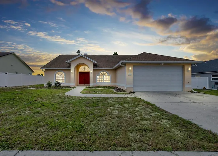 Lakefront Screened Pool Home, Sleeps 12 Sunset Cove Retreat, Riverview