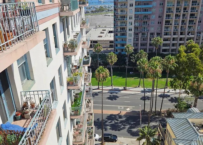 Luxe Suite Convention Center Partial Ocean View With Free Parking