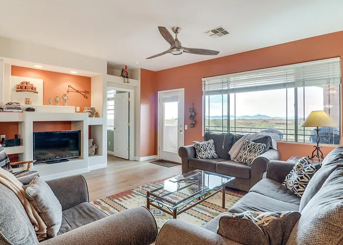 Oro Valley Condo - Nearby Golf & Hiking!