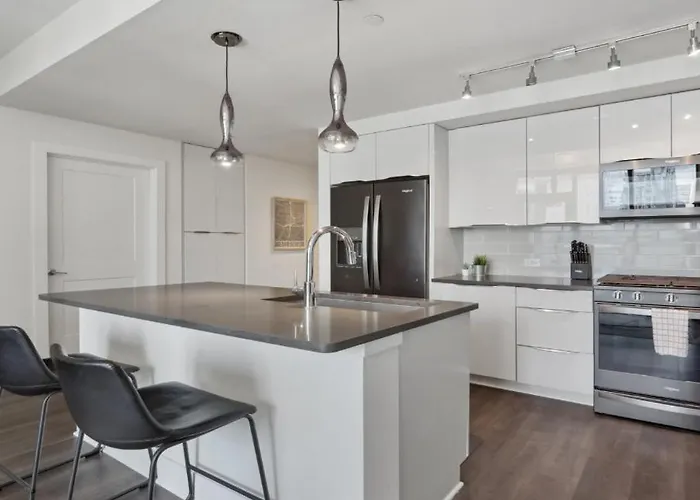 Amazing Apt In Midtown