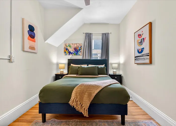 Charming 1Br Steps From Church Street - Downtown