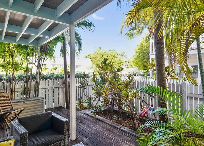 Beach House Condo By Avantstay